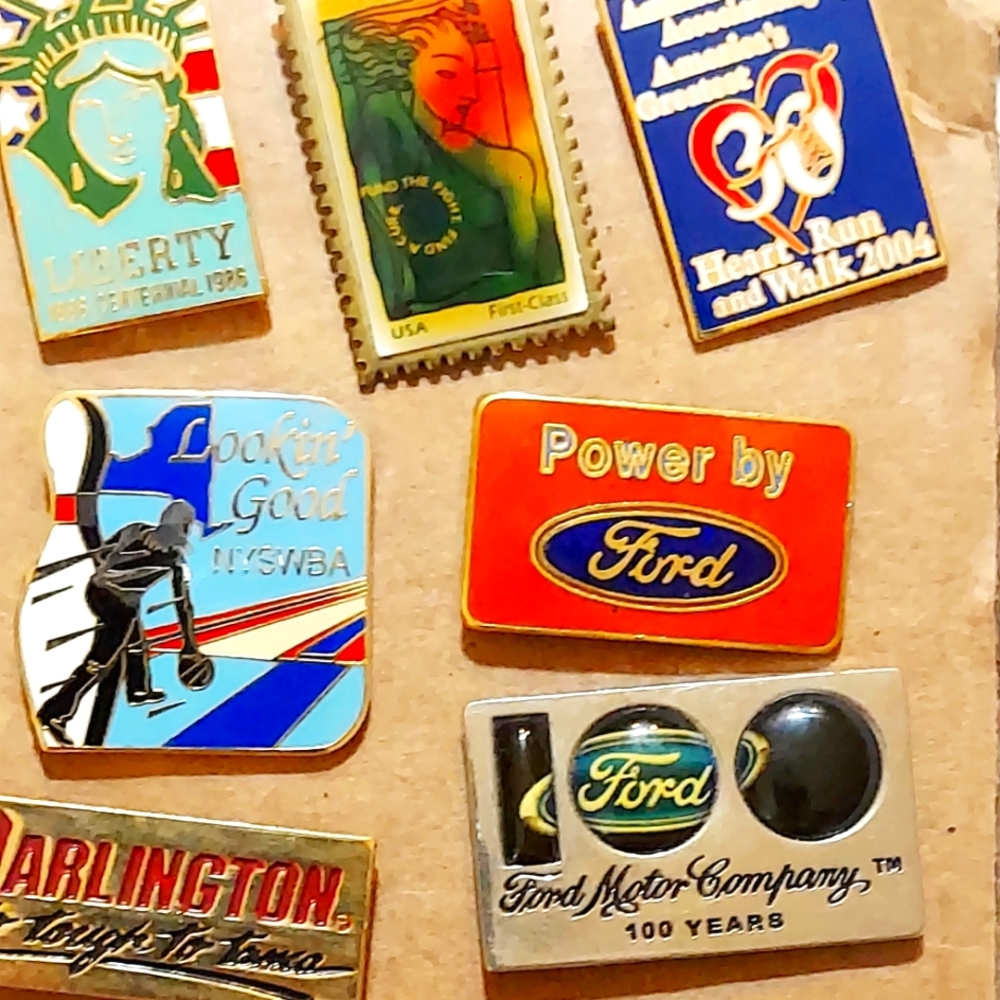 Vintage Pins/Brooches